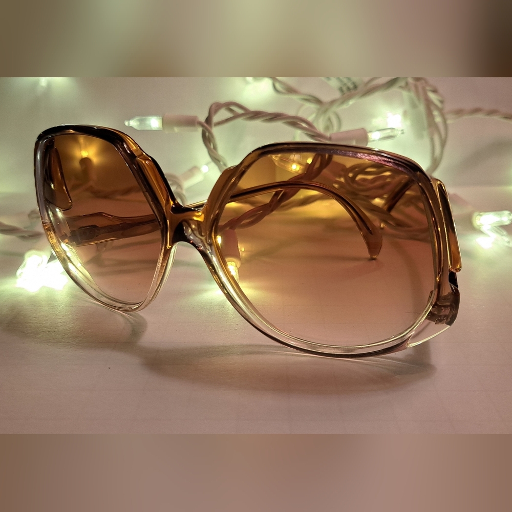 Givenchy Brown Gradient Sunglasses HALF OFF SALE - Picture 1 of 11